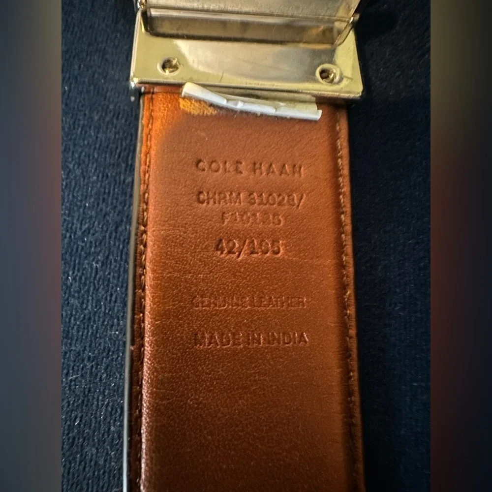 Cole Haan reversible belt. Size 42 silver buckle. Brown & dark brown